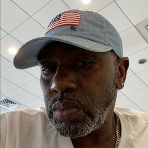 Meet your Posher, Gary